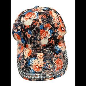 Women’s Fitted Caps (2) Floral Jeweled Under Armour Gray